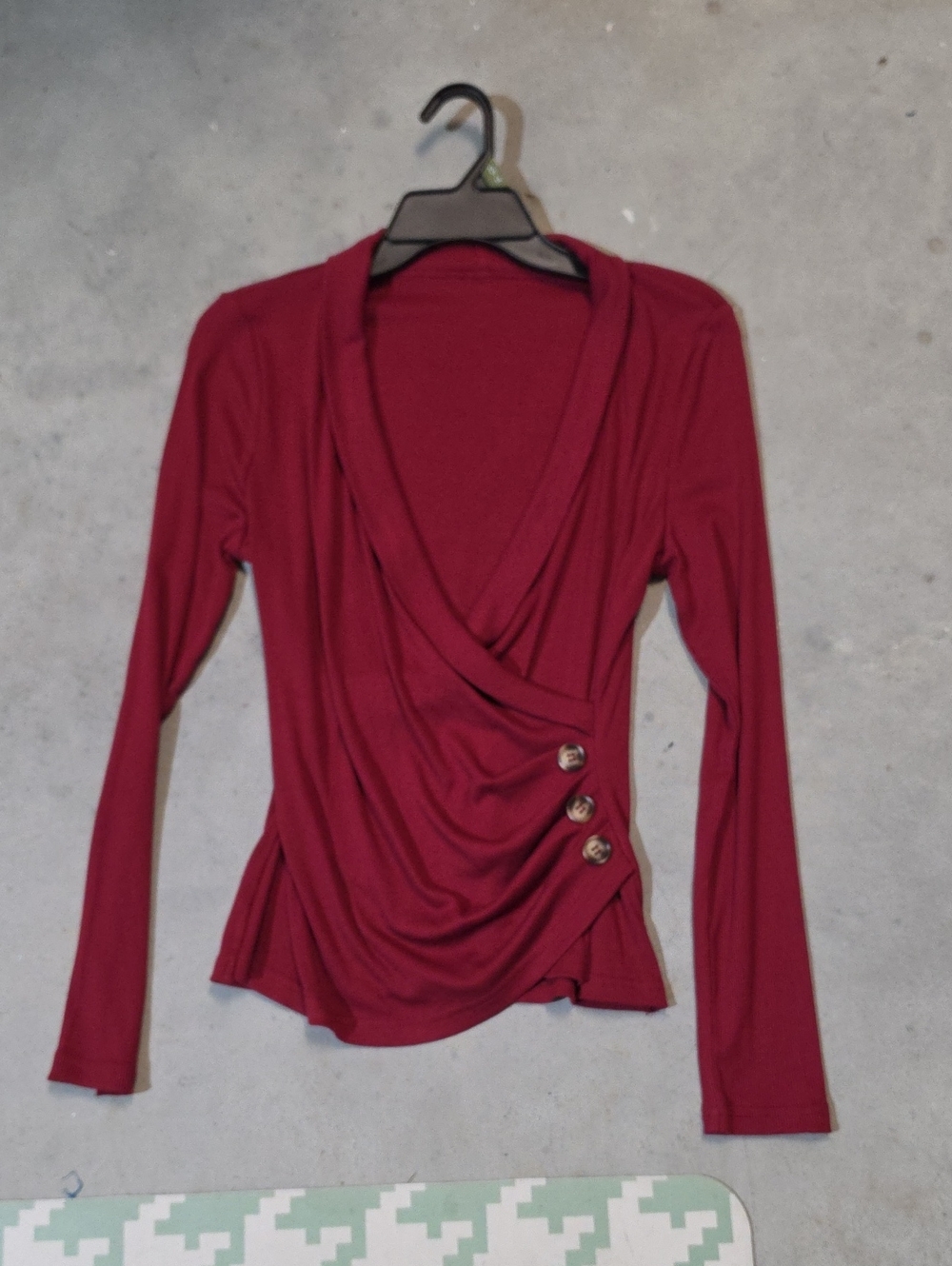 Nwt HALARA Wrap-Front Long Sleeve Top in Burgundy Red